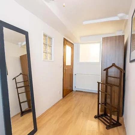 Jardin Maison Newly Renovated 1 Bedroom Apt In Galata Διαμέρισμα *